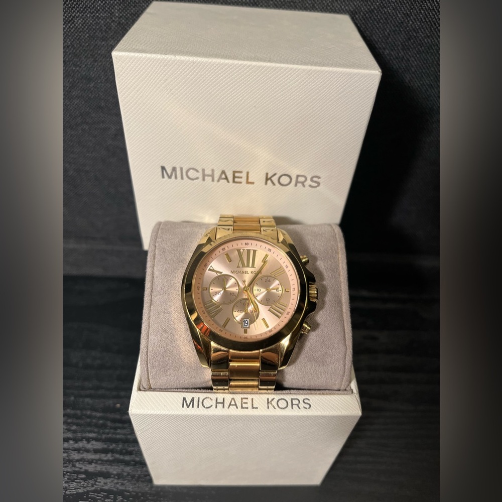 Michael Kors Women watch rose gold